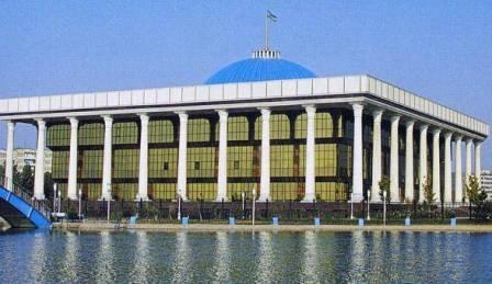 Deputatlar qonun loyihalarini muhokama qilishdi