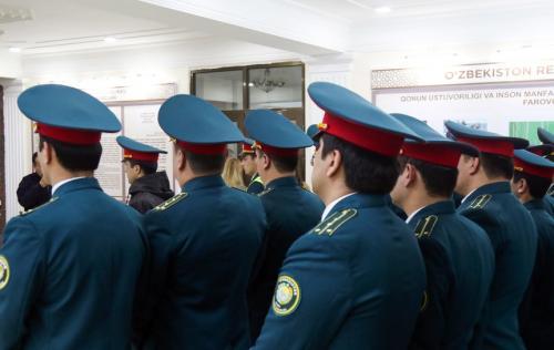 Ichki ishlar organlariga хizmatga qabul qilish: qoidalar va talablar
